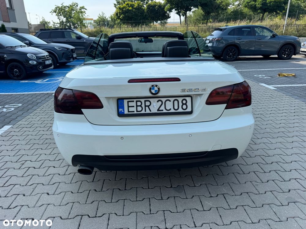 BMW Seria 3 320d - 15