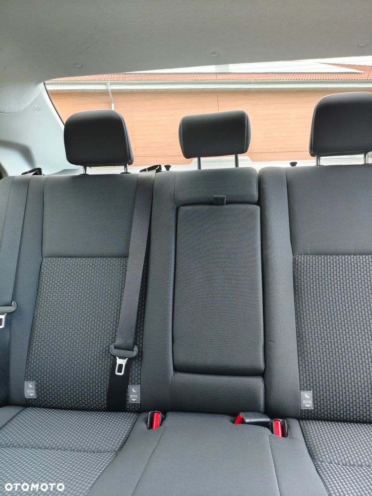 Toyota Corolla 1.4 D-4D Comfort - 16