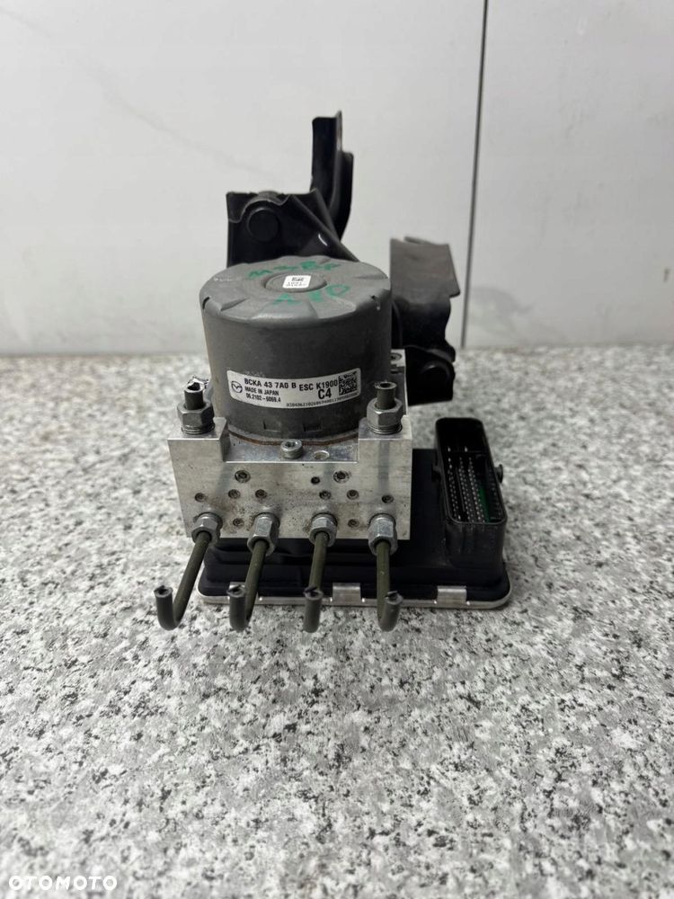 pompa abs hamulcowa mazda 3 iv bp 2019-2025 bcka 43 7a0 b - 1