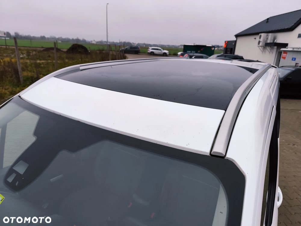 Ford Tourneo Connect Grand - 25