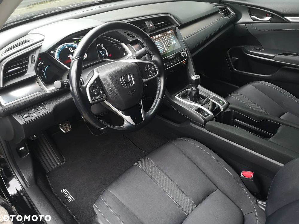 Honda Civic 1.6 i-DTEC Executive Navi - 20