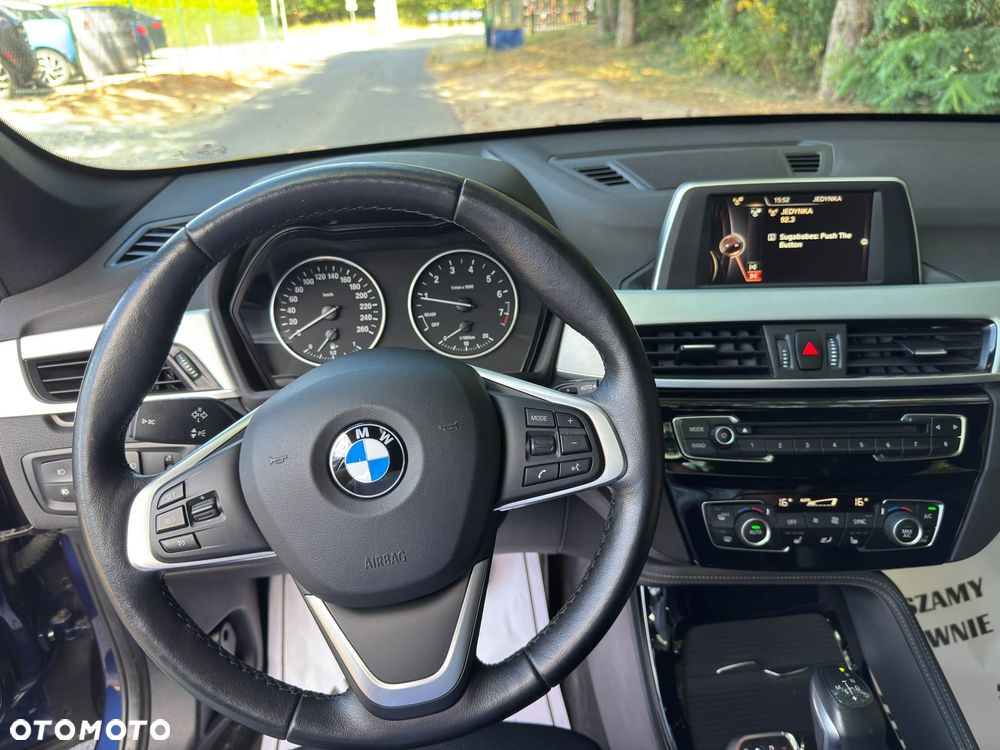 BMW X1 xDrive25i GPF xLine - 13