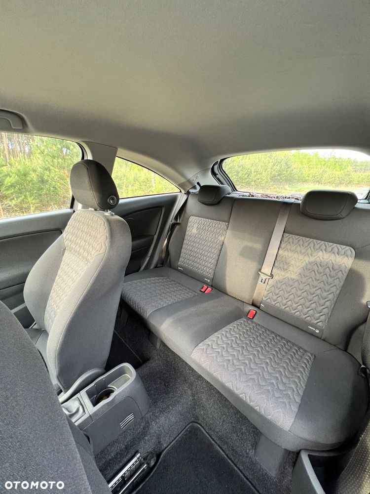 Opel Corsa 1.2 16V Edition / Active - 7