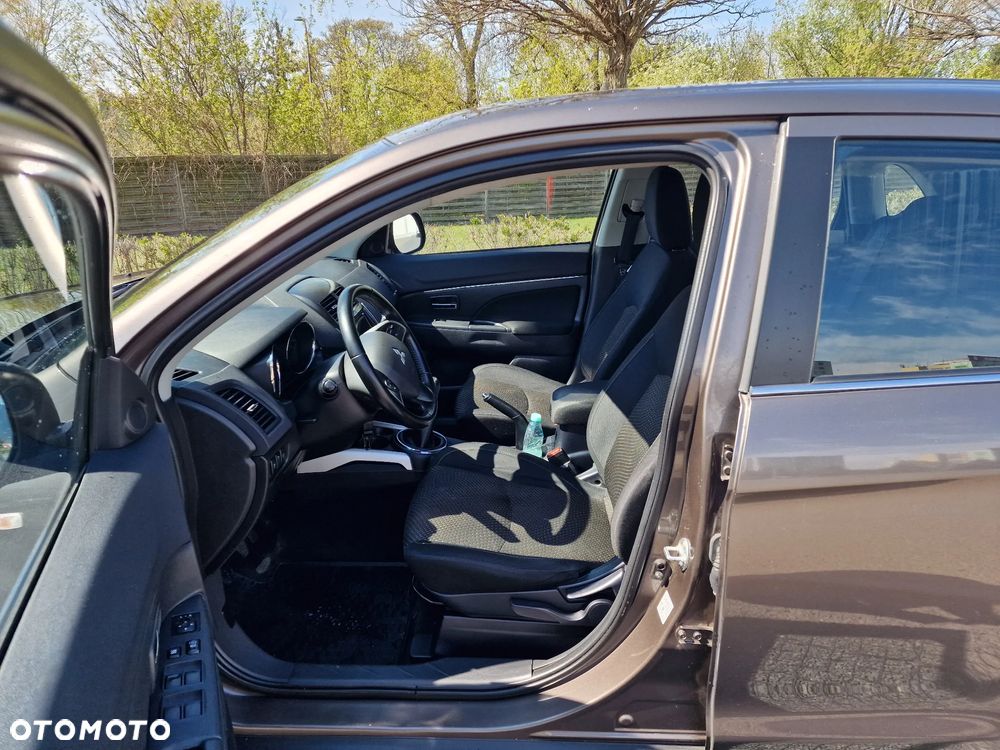Mitsubishi ASX 1.8 DID Invite 4WD AS&G - 10