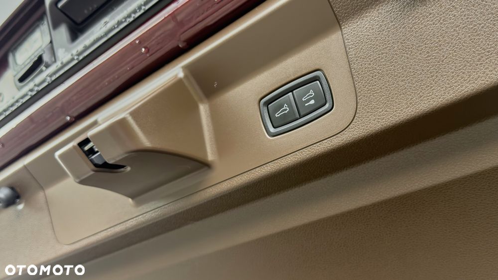 Porsche Panamera 4S - 39