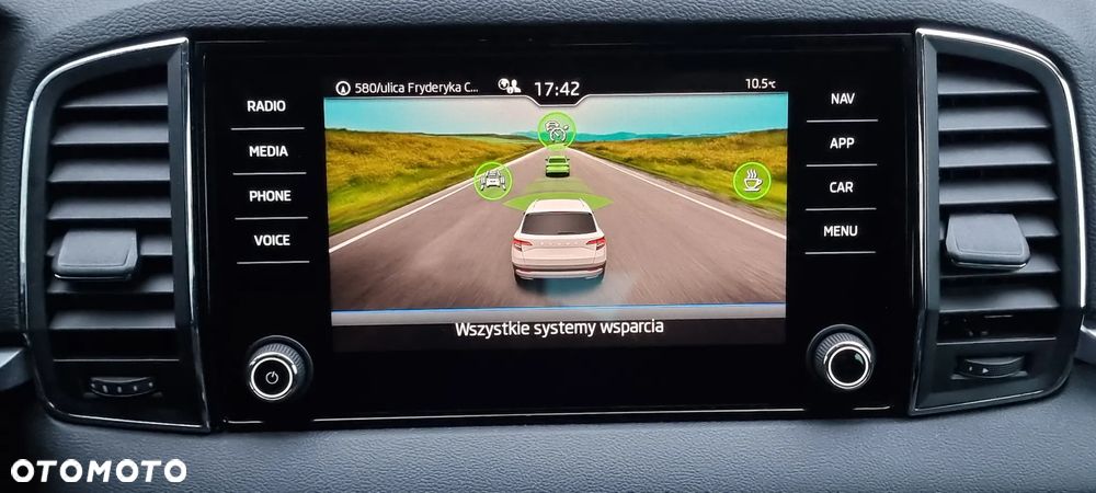 Skoda Karoq 1.5 TSI ACT GPF 4x2 Style - 31