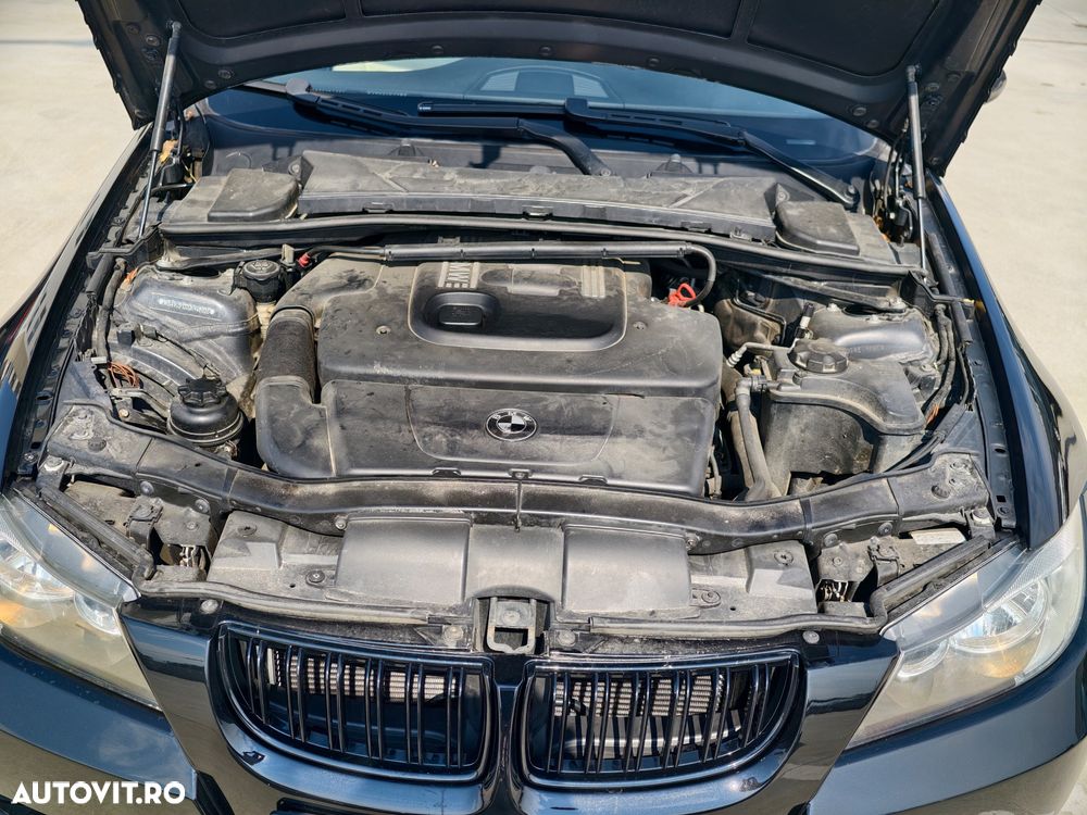 BMW Seria 3 320d - 26