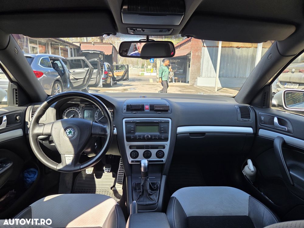 Skoda Octavia 2.0 TFSI RS - 7