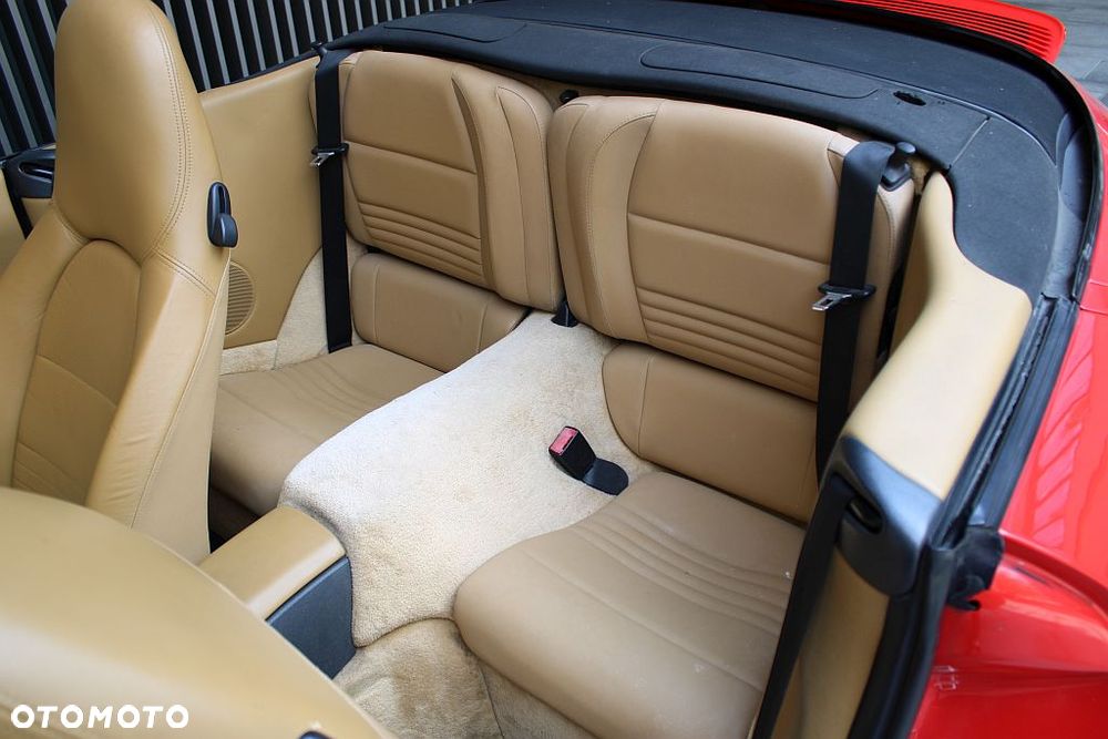 Porsche 911 - 18
