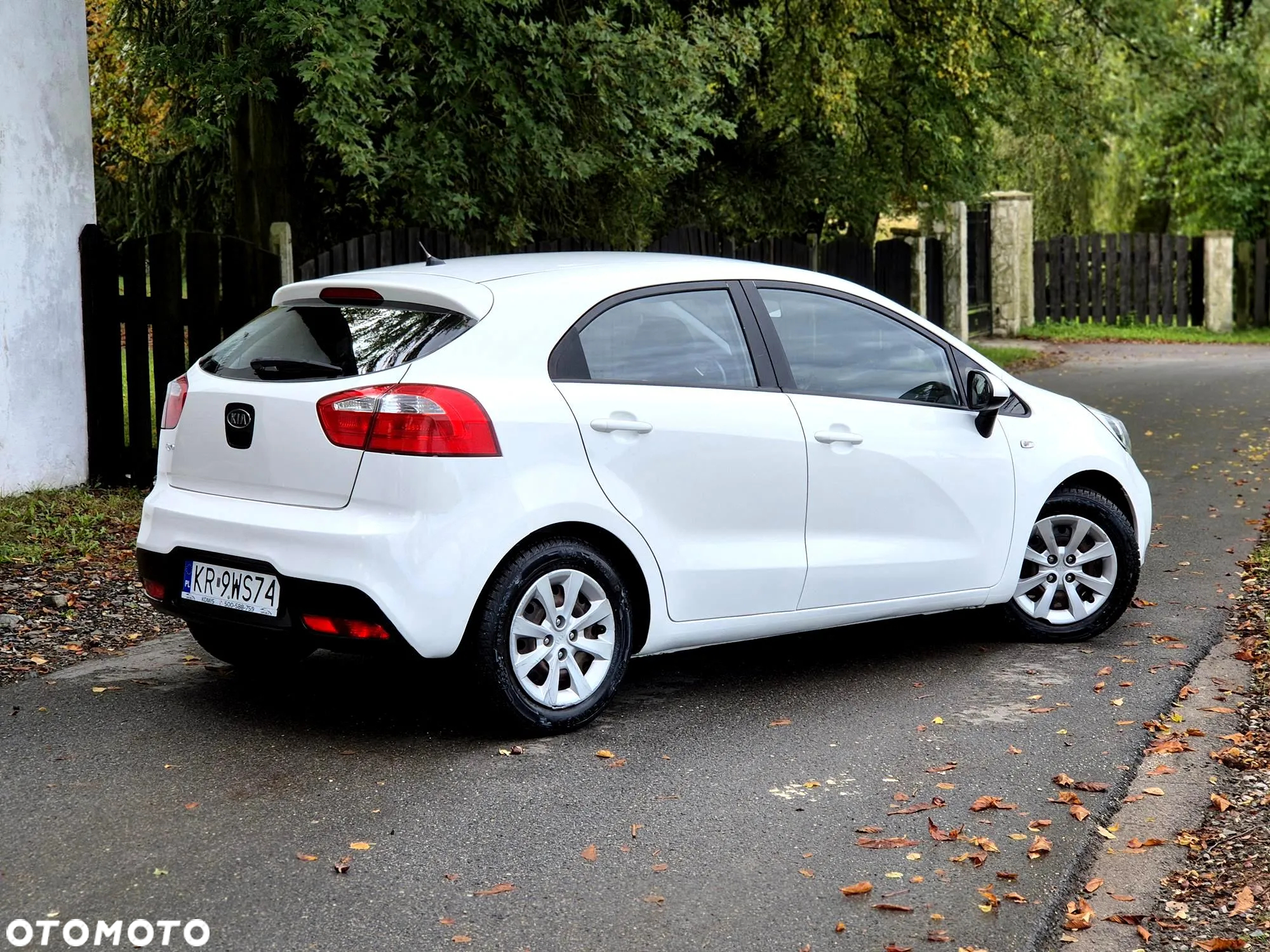 Kia Rio 1.2 L - 10