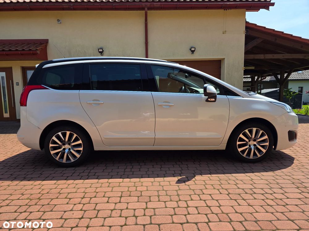 Peugeot 5008 2.0 HDi Premium - 6