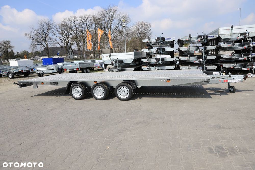 Niewiadów Mars 6 x 2.4 wypełnienie alu ryfel 3 osie koła 195R13C DMC 3500 kg - 2