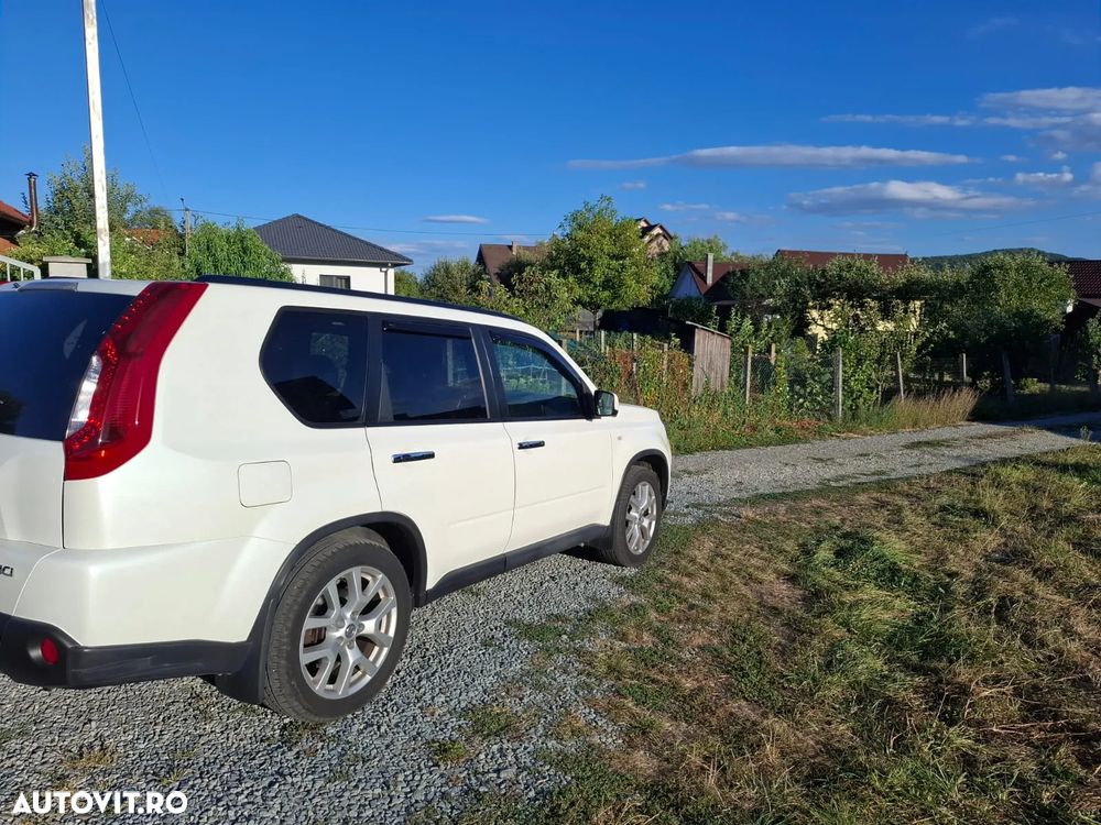 Nissan X-Trail 2.0 dCi DPF All Mode 4X4-i Elegance Aut - 6