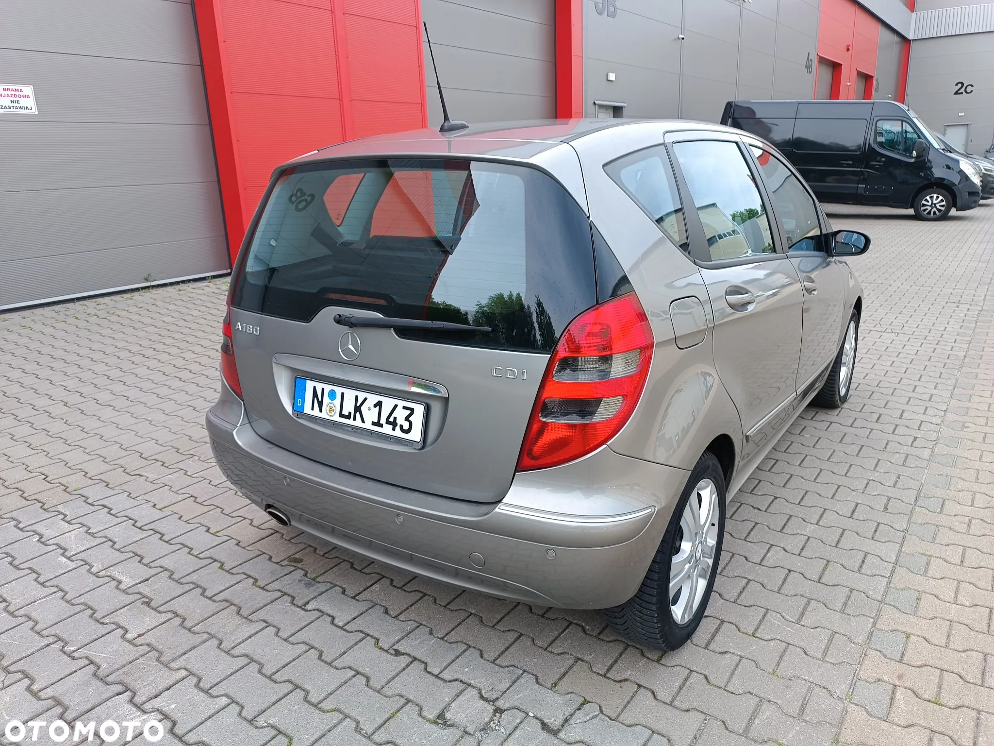 Mercedes-Benz Klasa A 180 CDI Autotronic Avantgarde - 9