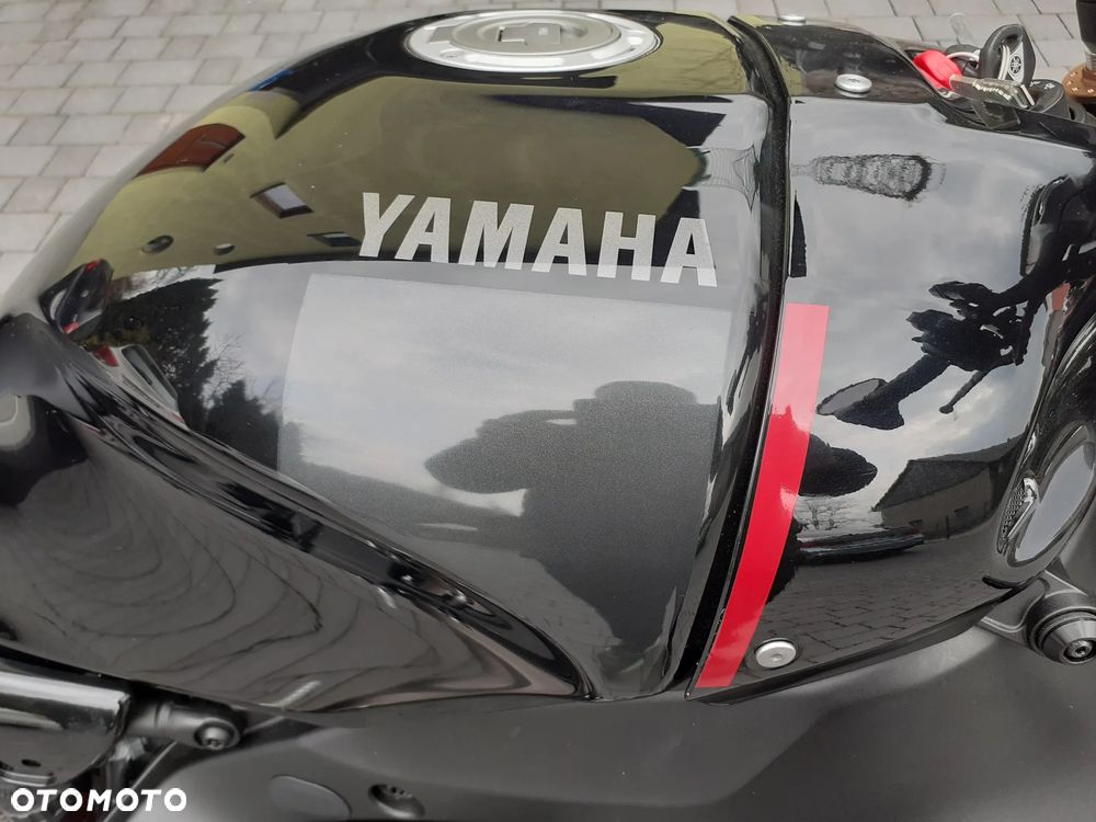 Yamaha XSR - 8