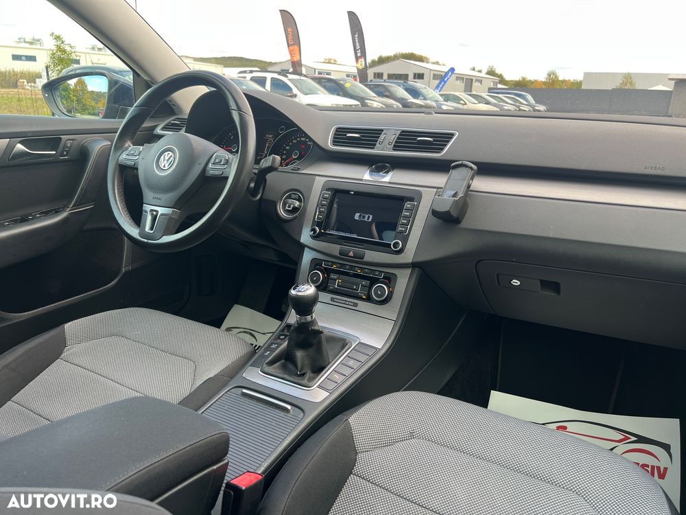 Volkswagen Passat Variant 1.6 TDI BlueMotion - 6
