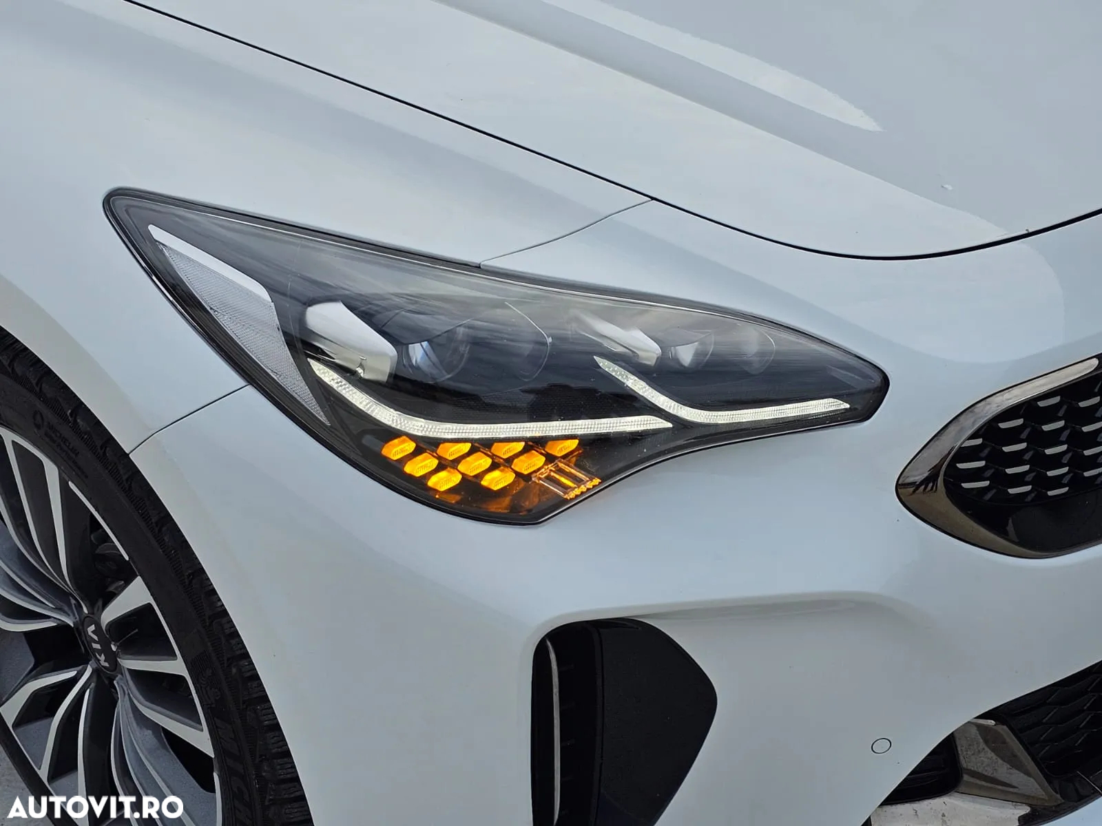 Kia Stinger 2.2 CRDI AWD GT Line - 11