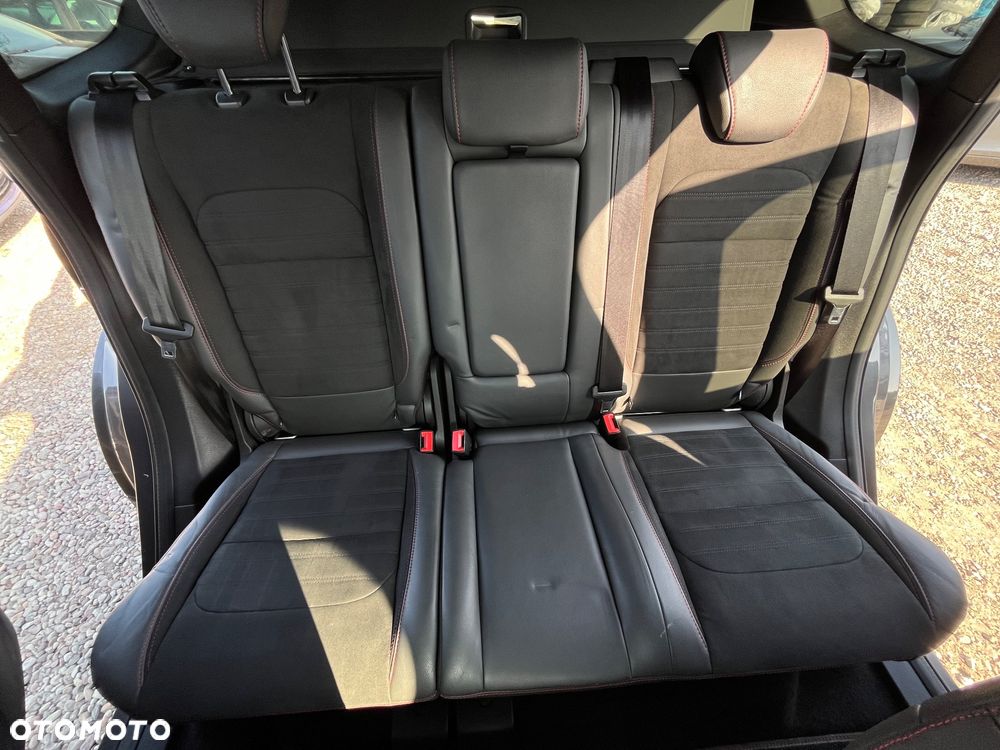 Ford Kuga 2.0 EcoBoost 4x4 ST-Line - 26