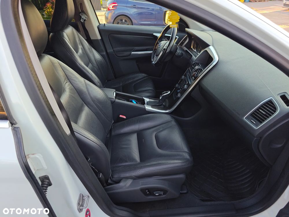 Volvo XC 60 - 36