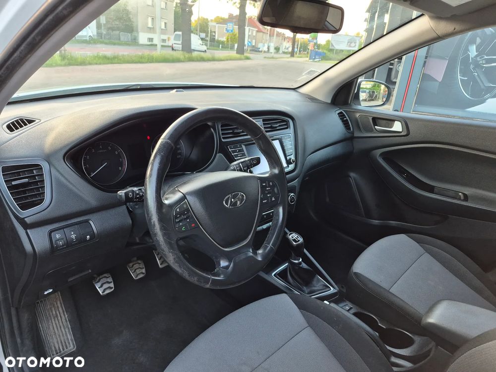 Hyundai i20 blue 1.0 T-GDI Active Classic - 20