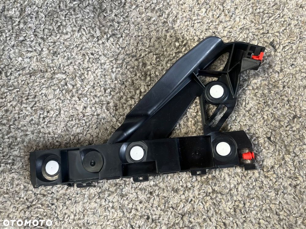 Opel Zafira C ślizg zderzaka prawy tył 13300740 - 2