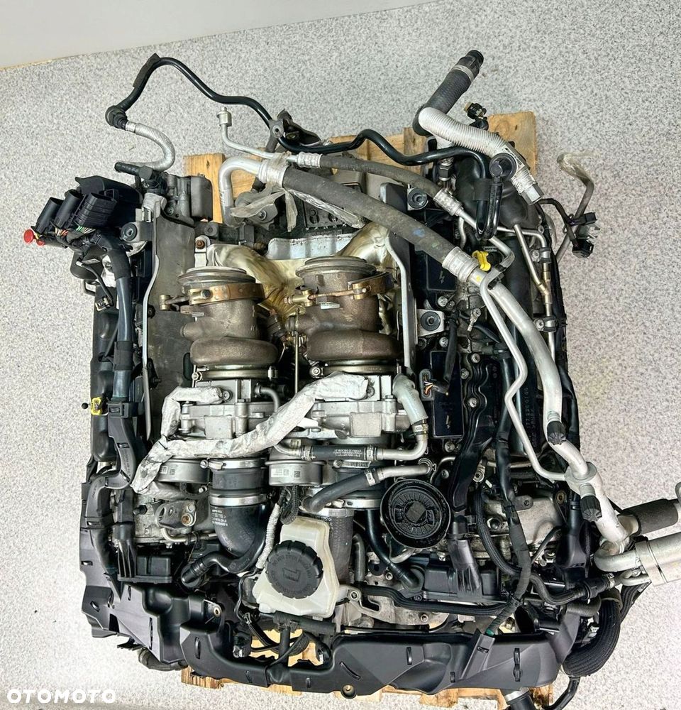 MERCEDES 63 AMG KOMPLETNY SILNIK 4.0 V8 177.980 177980 - 4