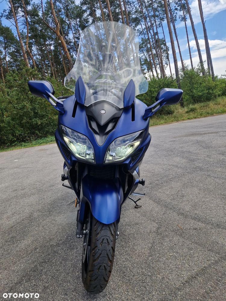 Yamaha FJR - 7