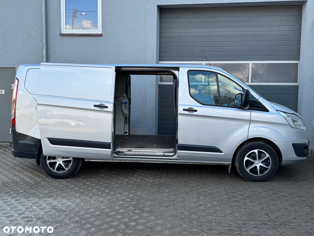 Ford Transit Custom - 8