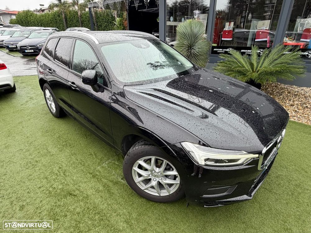 Volvo XC 60 2.0 D4 Momentum Geartronic - 8