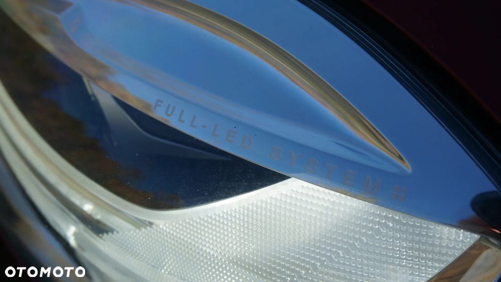 Volvo V40 Cross Country D3 Drive-E Momentum - 18