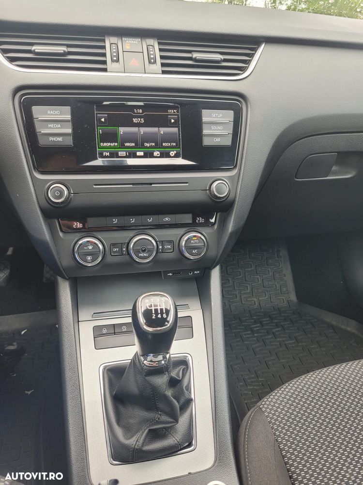 Skoda Octavia 1.0 TSI Active - 2