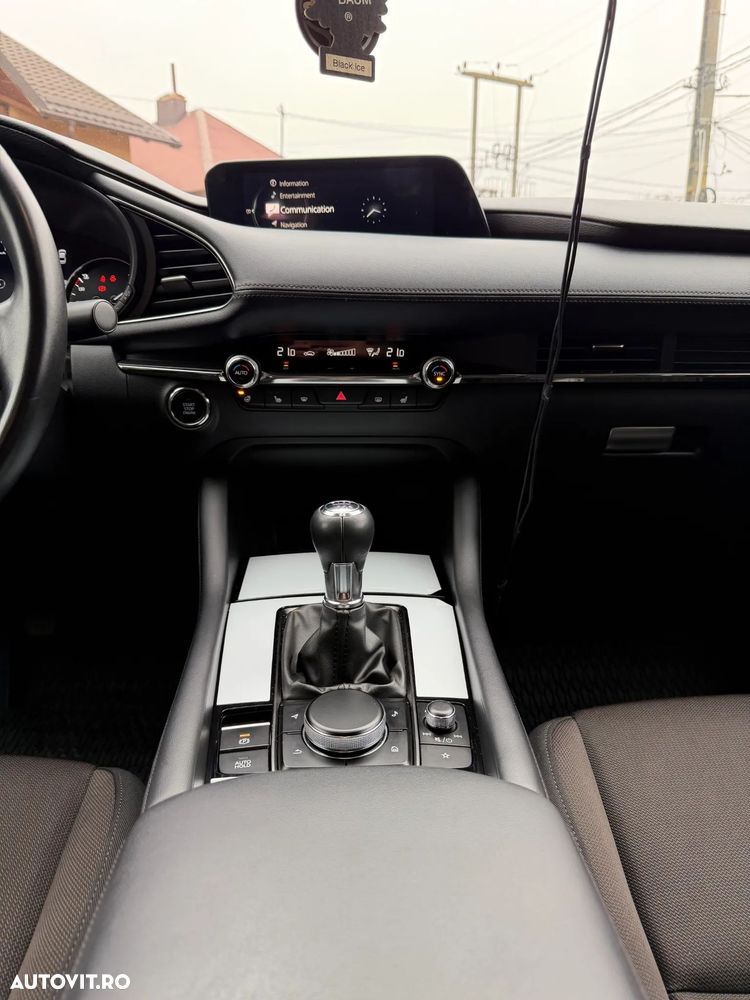 Mazda 3 G150 MHEV Plus - 23