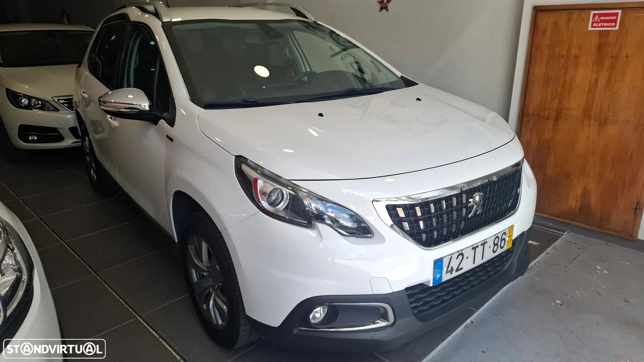 Peugeot 2008 1.6 BlueHDi Style - 3