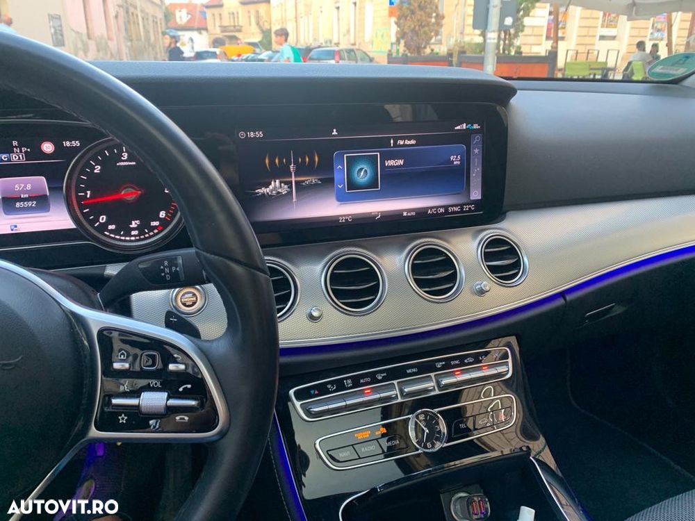 Mercedes-Benz E 220 d T 9G-TRONIC - 5