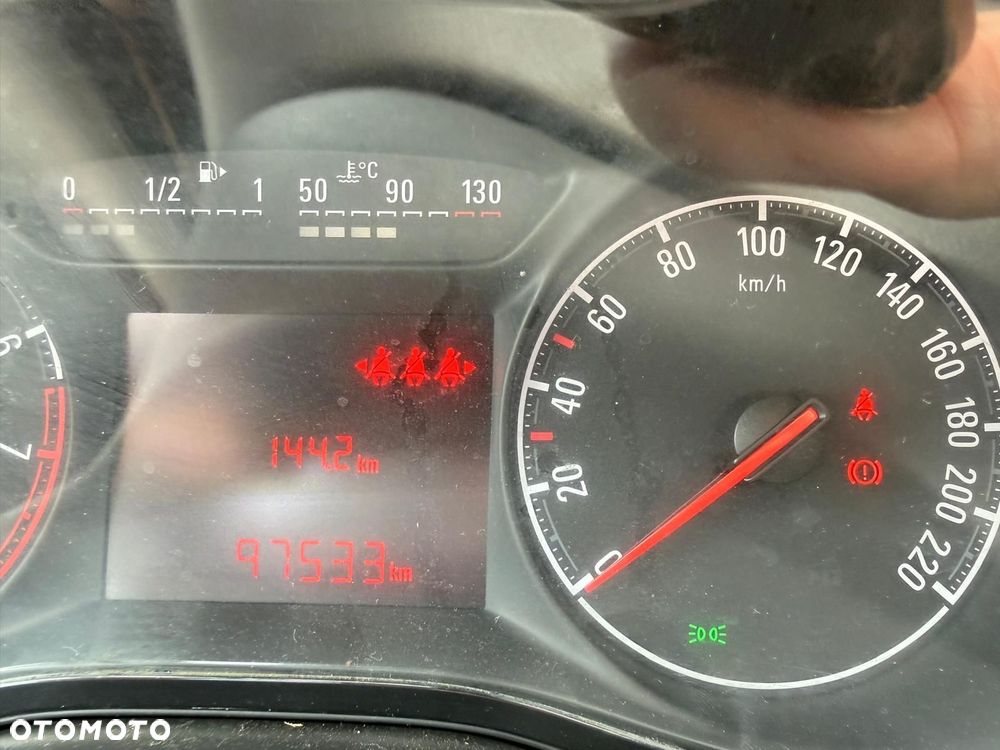 Opel Corsa 1.4 Cosmo - 23