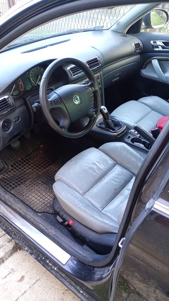 Skoda Superb 2.5 V6 TDI L&K - 3