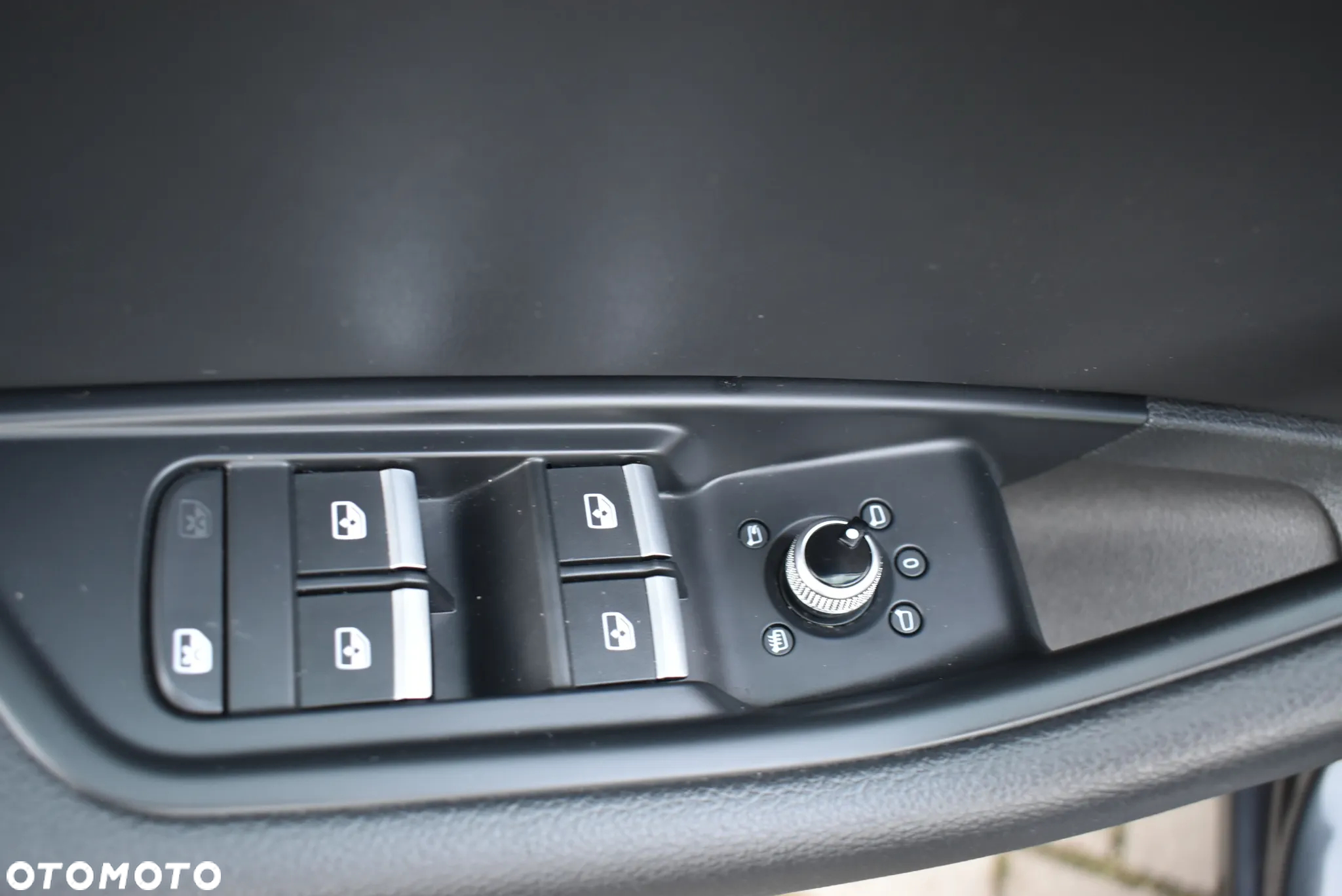 Audi A4 Avant 40 TDI S tronic - 16