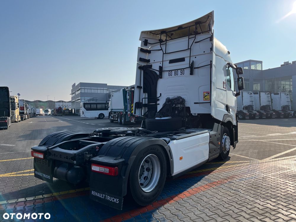 Renault T480 Sleeper Cab - 3