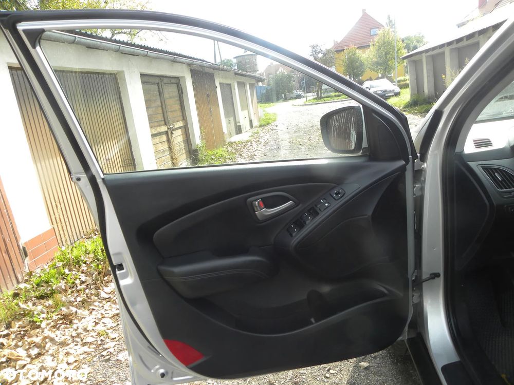Hyundai ix35 - 11