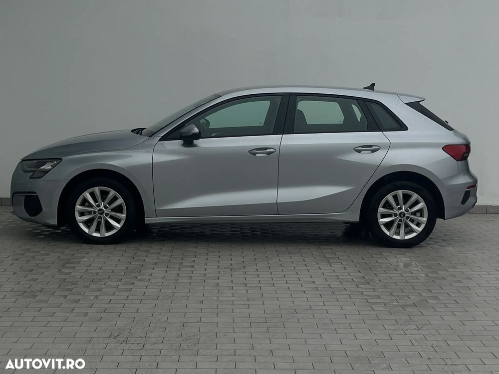 Audi A3 2.0 30 TDI Advanced - 4