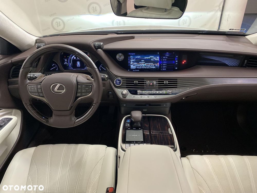 Lexus LS 500h Omotenashi AWD - 3