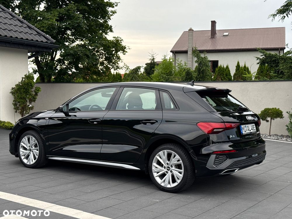 Audi A3 Sportback 40 TFSIe S tronic S line - 11