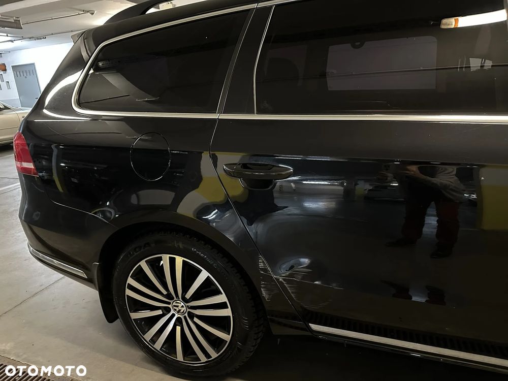 Volkswagen Passat - 12