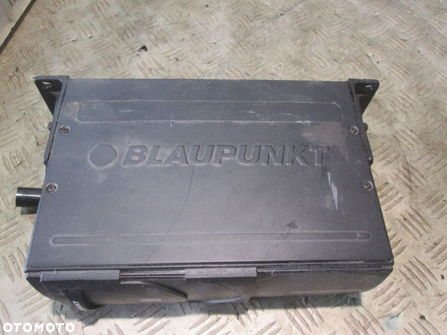 ZMIENIARKA BLAUPUNKT VW SHARAN 1 - 3