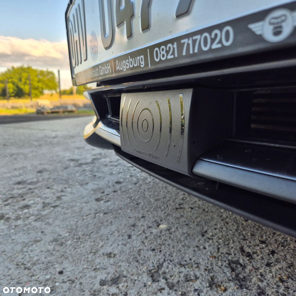 BMW Seria 3 320d Sport Line - 14