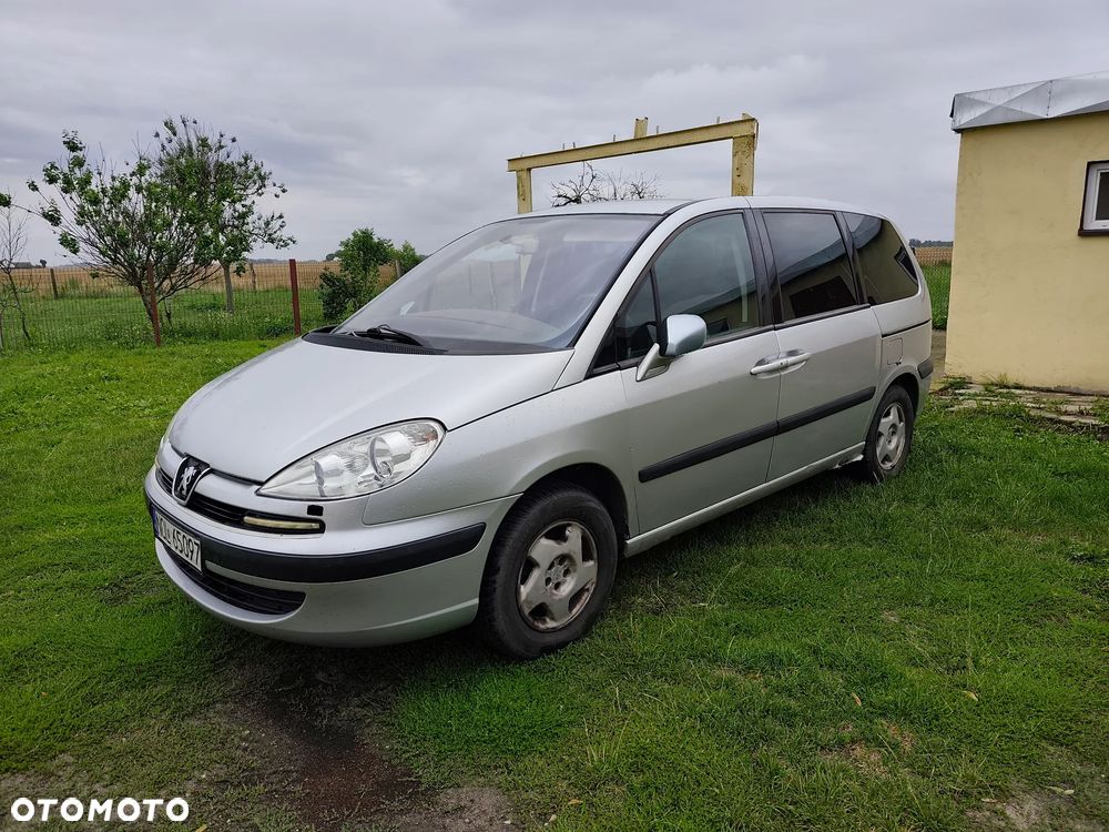Peugeot 807 2.2 ST - 2
