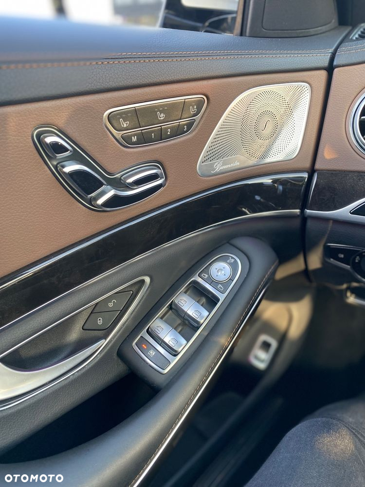 Mercedes-Benz Klasa S 400 4Matic 7G-TRONIC - 32