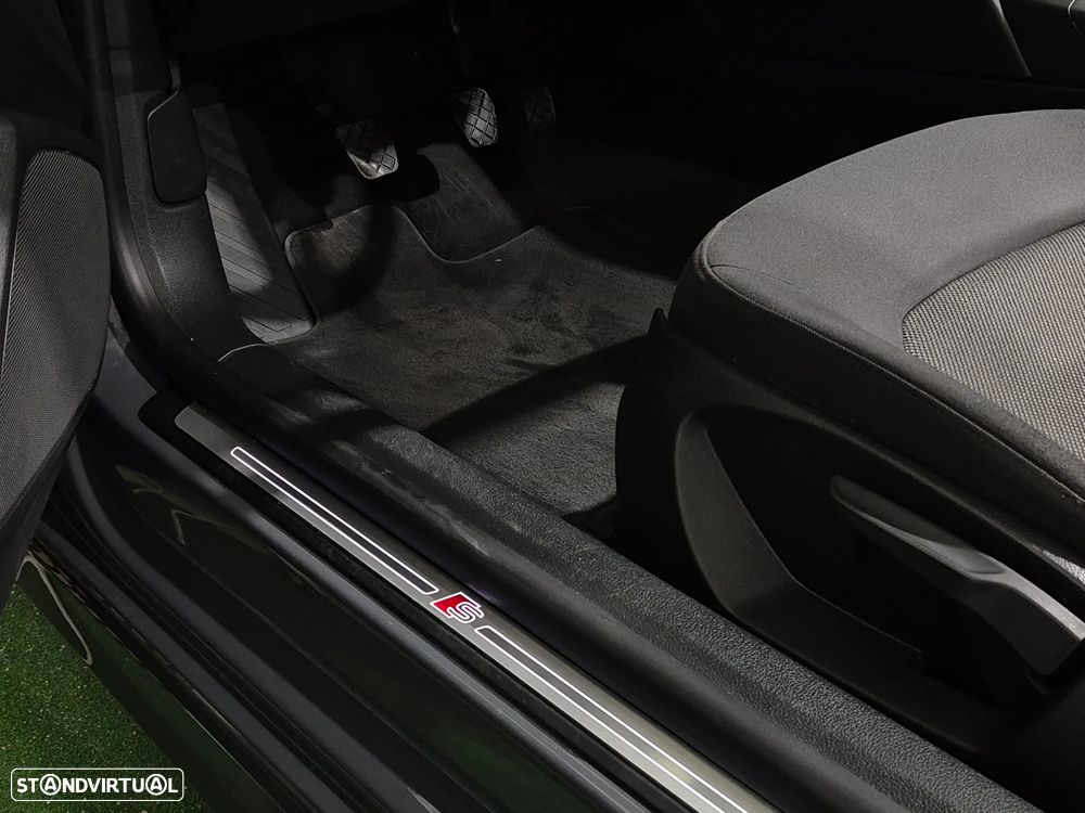 Audi A3 Cabrio 1.6 TDi Sport - 43