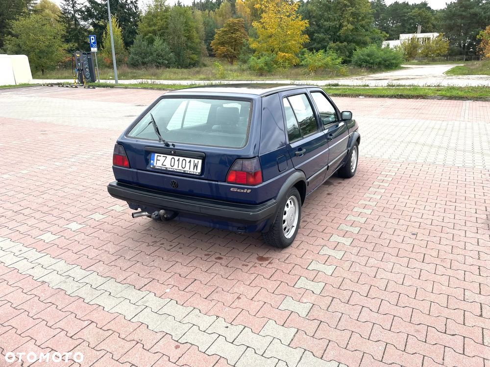 Volkswagen Golf 1.6 GL TDLLK TD - 10