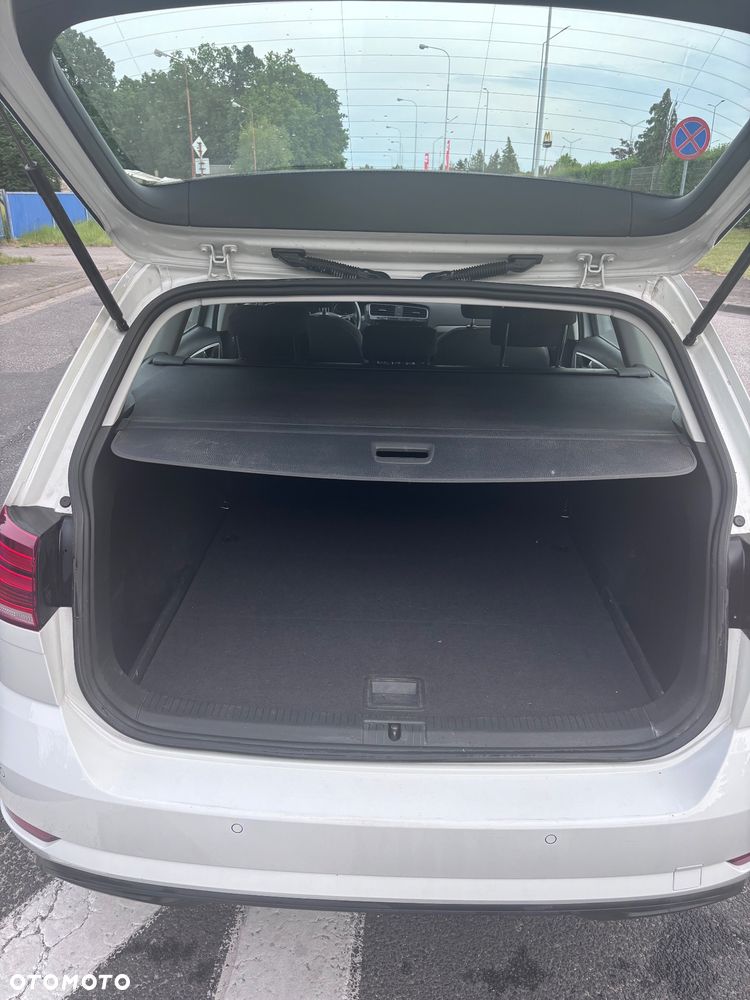 Volkswagen Golf 1.6 TDI BMT Comfortline - 11